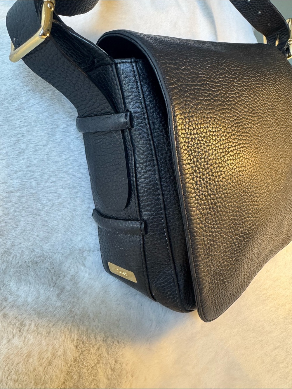 DKNY Black Pebbled Leather Shoulder Bag with Wide Shoulder Strap - Picture 2 of 11